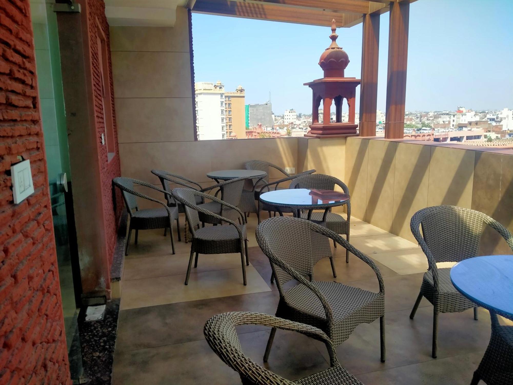 אמריצר Hotel Rv Golden מראה חיצוני תמונה